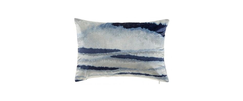 Yara Pillow CLOUD9 DESIGN Love Happens