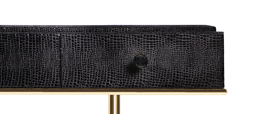 BURLESQUE Console Koket Love Happens