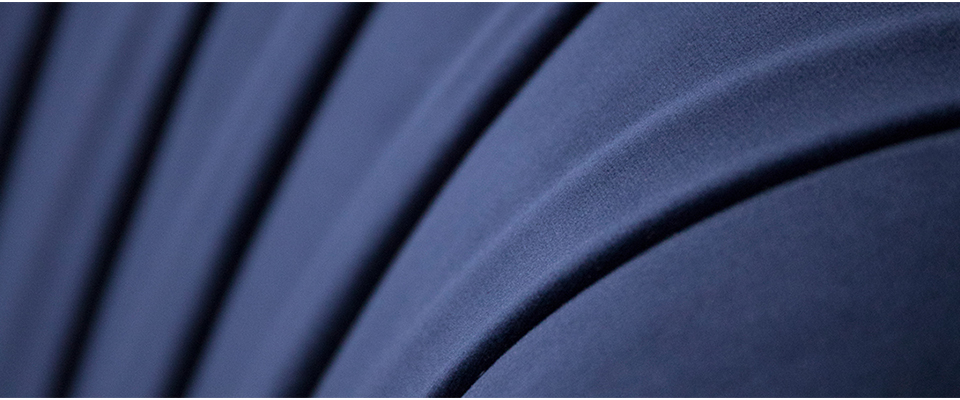 Kelly  Sofa  Koket Love Happens