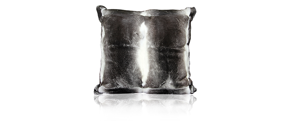 Orilag Gray Pillow Miyabi Casa Love Happens